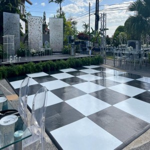 Black and White Dance Floor (21x21)